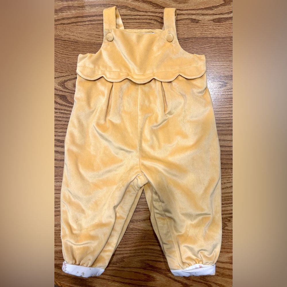 Rachel Zoe infant girl's 6-9 mth yellow velour overall romper scallop trim